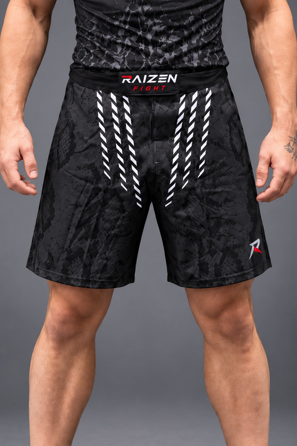 Short de MMA RAIZEN noir et anthracite